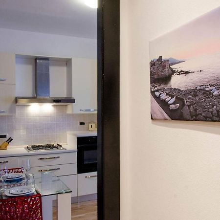 Altido Elegant 1 Bedroom Apt Moments From The Sea Genua Exterior foto